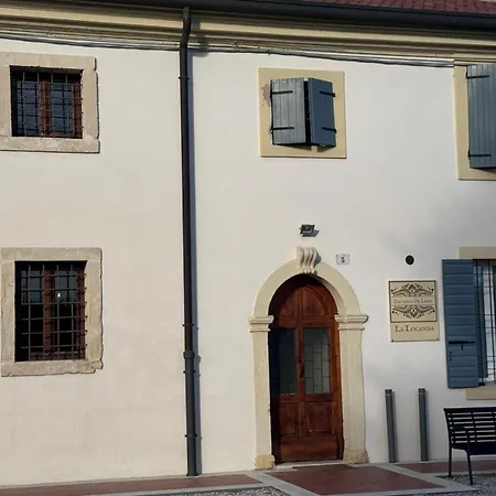 Hacienda De Leon Изола-делла-Скала