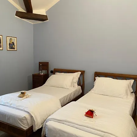אורחן Hacienda De Leon *