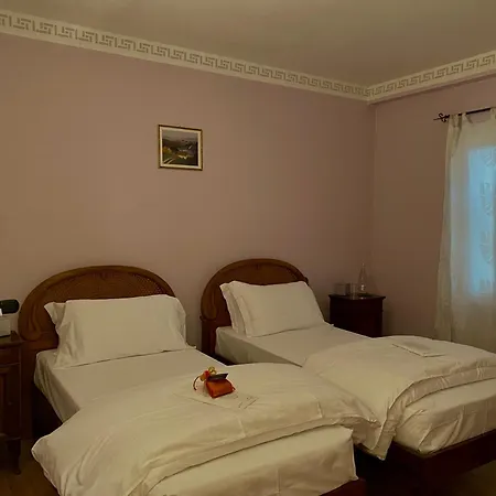 Hacienda De Leon Мини-отель