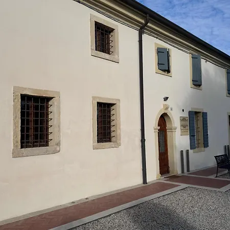 Hacienda De Leon Inn